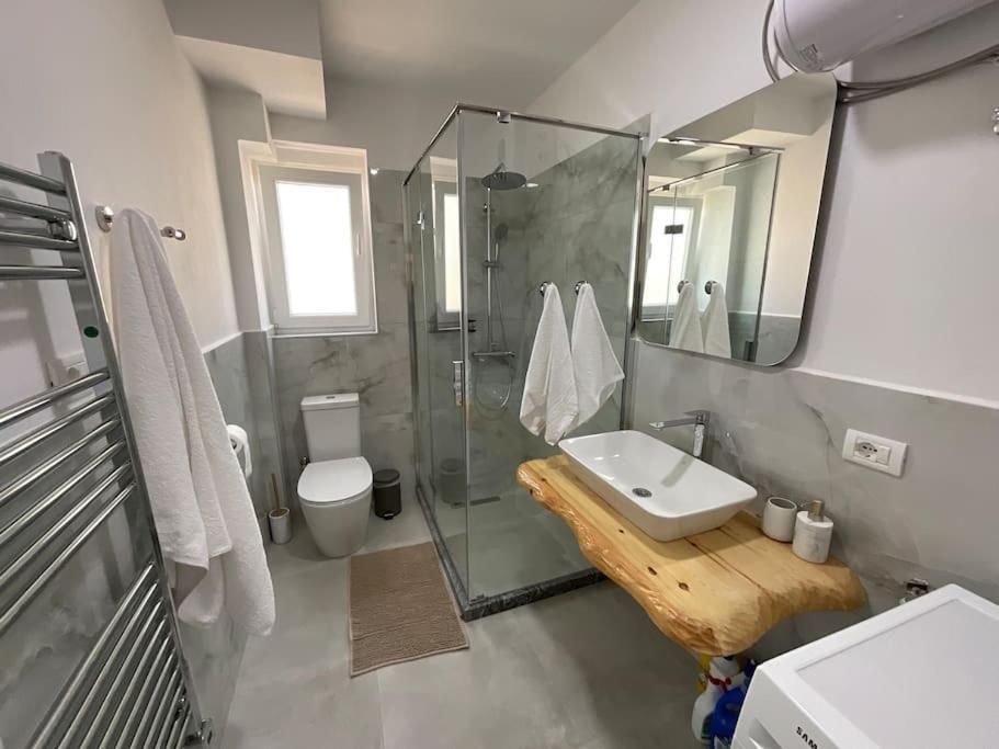 Spring Apartment In Përmet מראה חיצוני תמונה