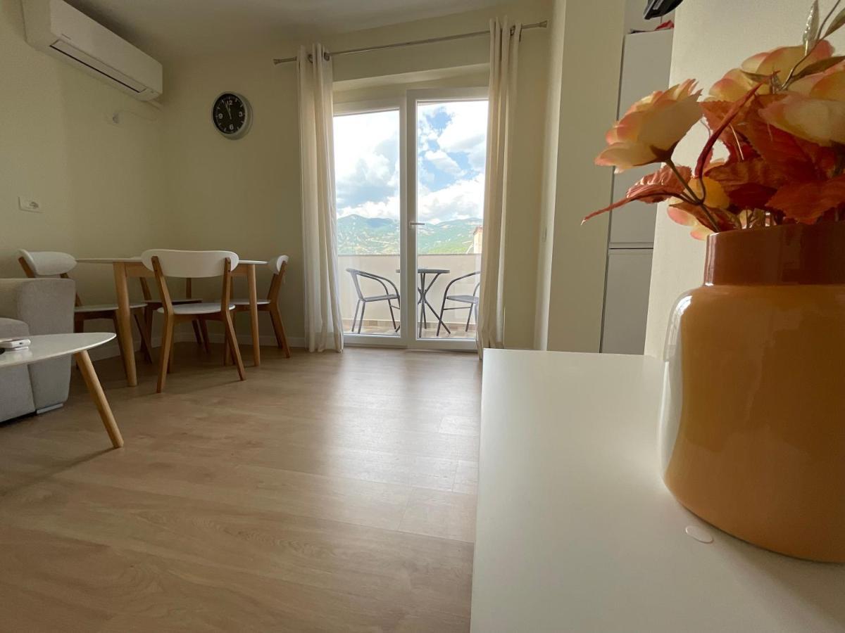 Spring Apartment In Përmet מראה חיצוני תמונה