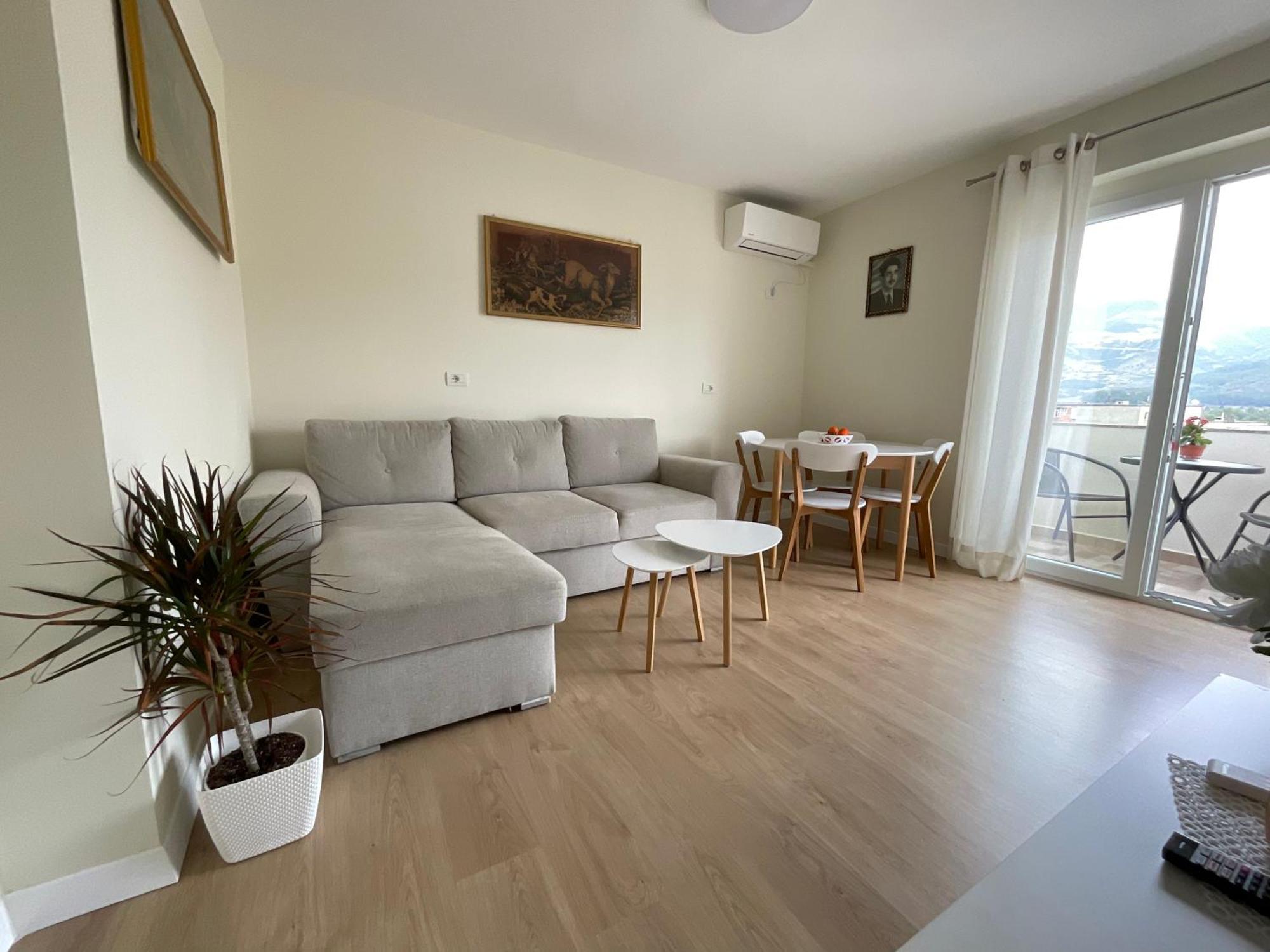 Spring Apartment In Përmet מראה חיצוני תמונה